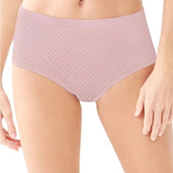 5 Bali Comfort Revolution Seamless Brief Panty Hush Pink Retro Diamond underwear - Picture 1 of 3